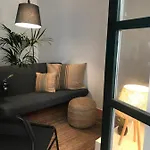 Con Encanto Y Terraza En Barri Vell De Girona, El Cul De La Lleona Girona