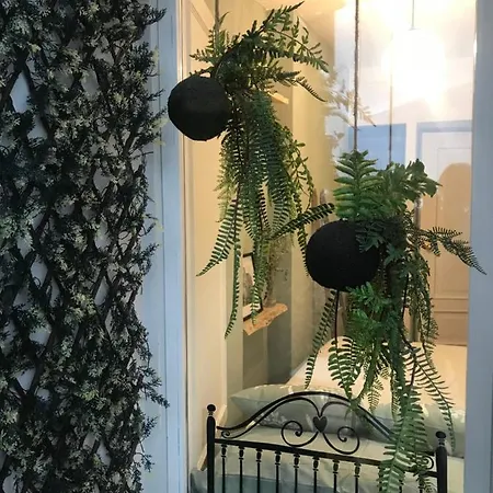 Con Encanto Y Terraza En Barri Vell De Girona, El Cul De La Lleona * Girona