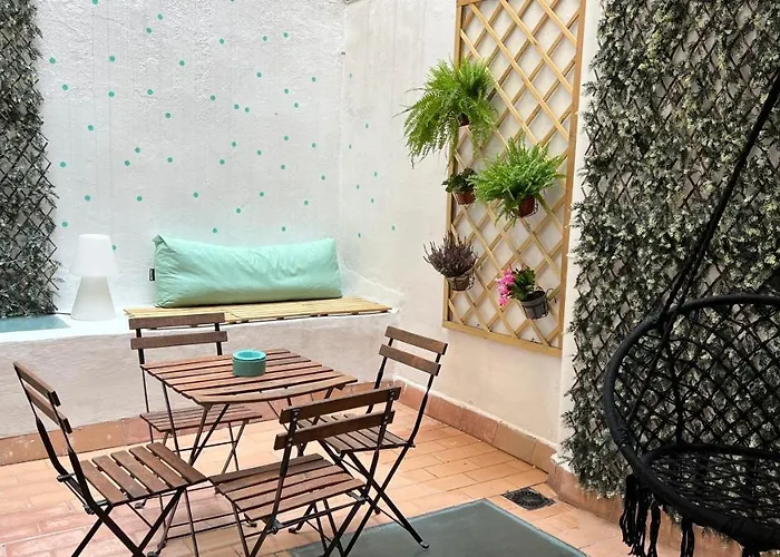 Con Encanto Y Terraza En Barri Vell De Girona, El Cul De La Lleona Apartman *